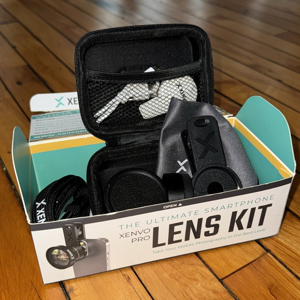 Xenvo Pro Lens Kit for Smartphones